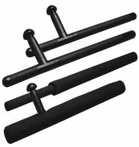 Tonfa court, tonfa long, baton mousse et tonfa mousse.